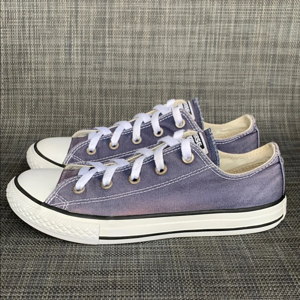 Converse Chuck Taylor All Star Classic Low top Blue Sneakers youth kids size 3